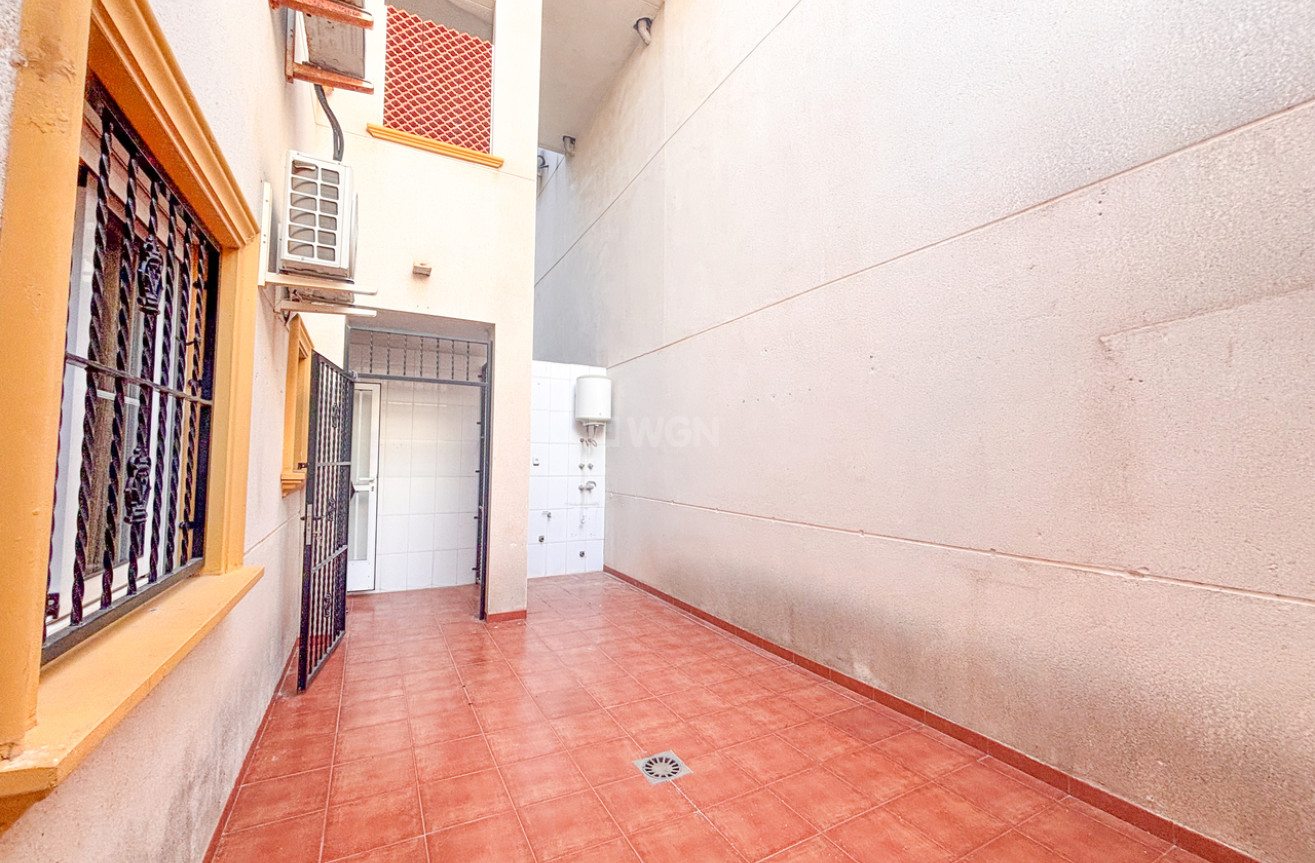 Resale - Apartment / flat - Cabo Roig - Costa Blanca