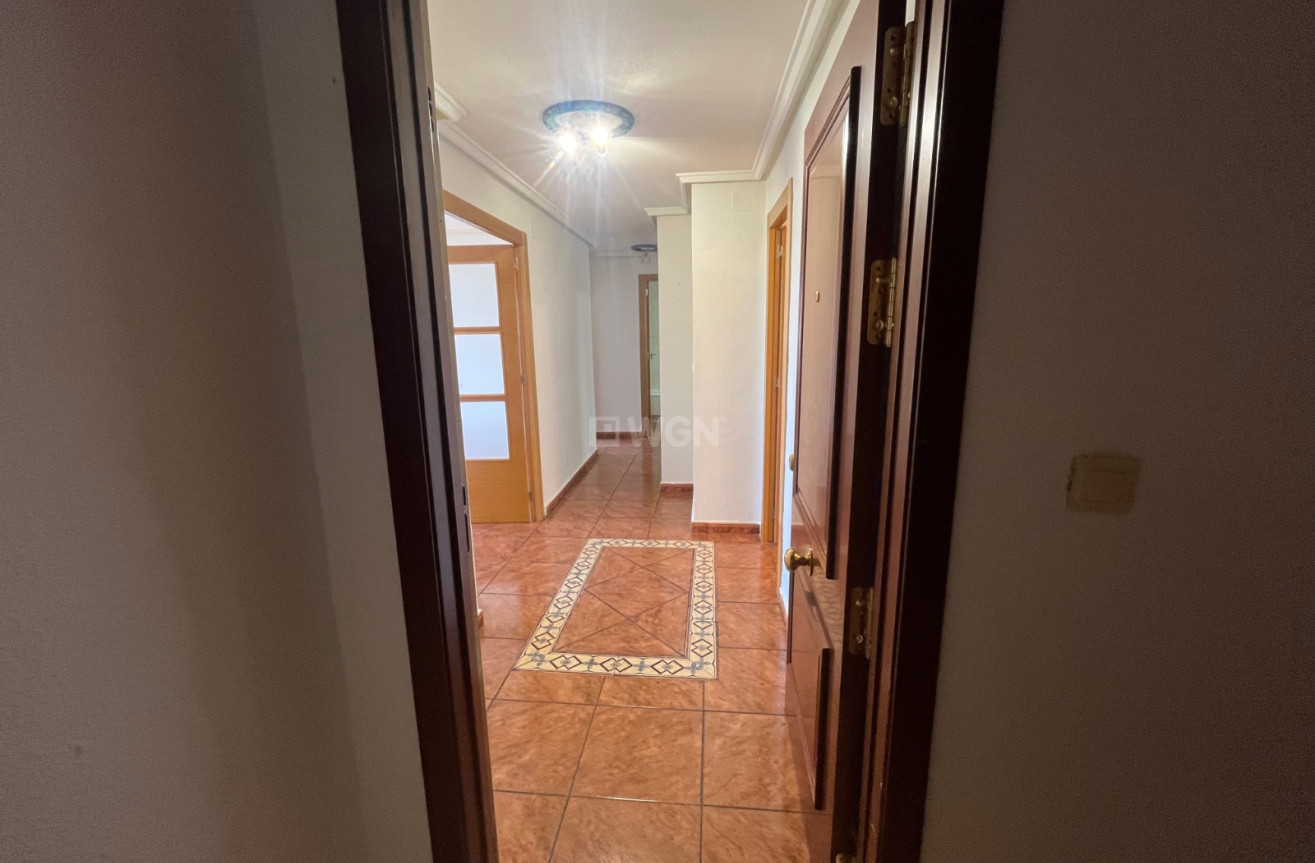 Odsprzedaż - Mieszkanie w bloku - Benijofar - Costa Blanca