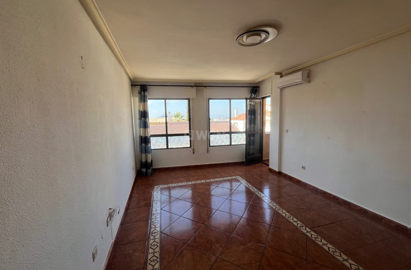 Odsprzedaż - Mieszkanie w bloku - Benijofar - Costa Blanca