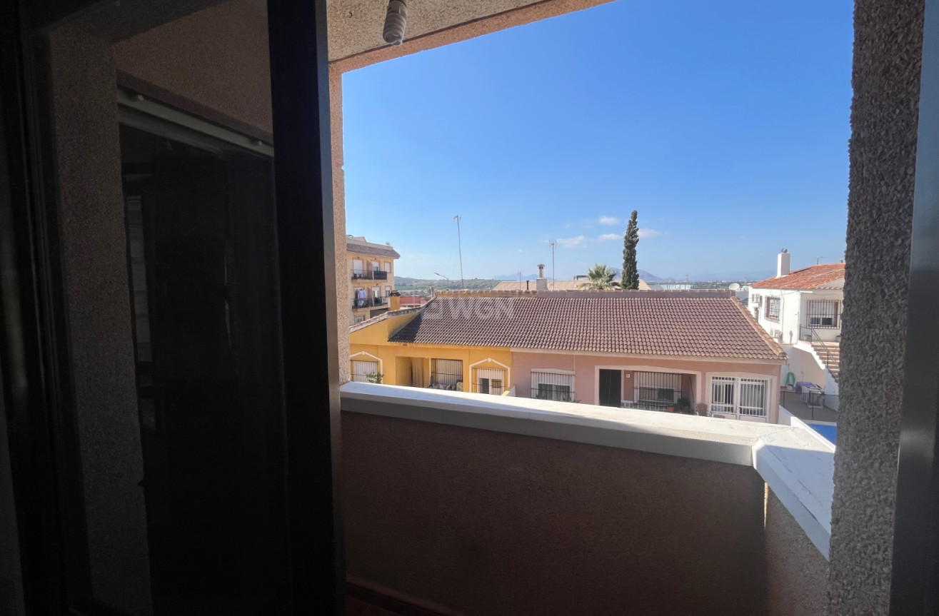 Odsprzedaż - Mieszkanie w bloku - Benijofar - Costa Blanca