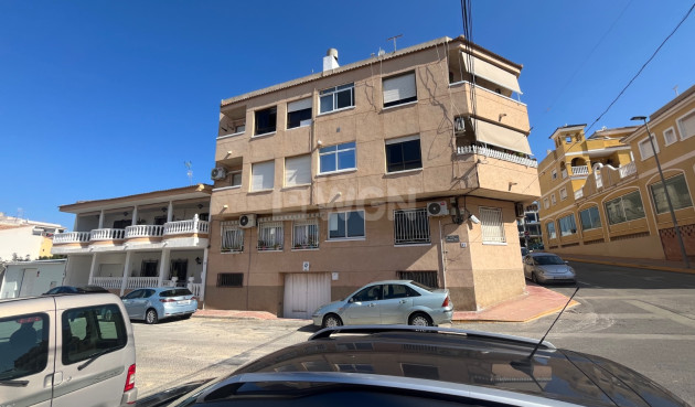 Odsprzedaż - Mieszkanie w bloku - Benijofar - Costa Blanca