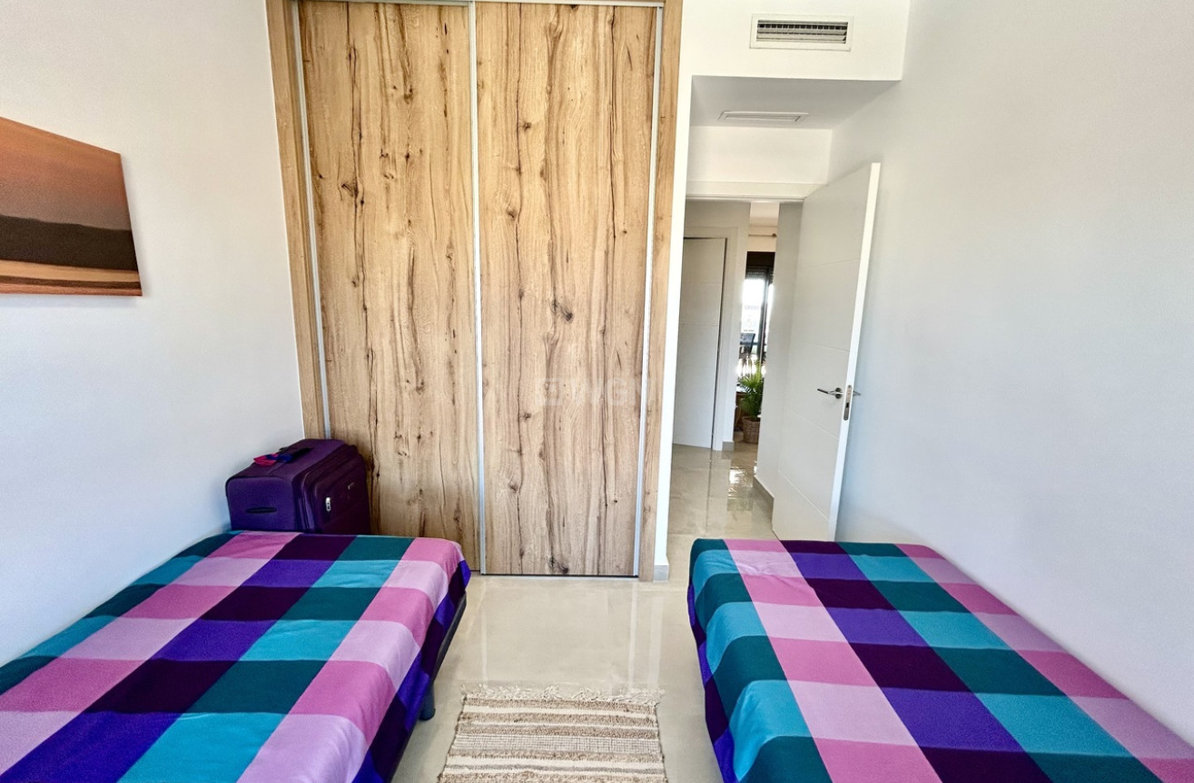 Odsprzedaż - Mieszkanie w bloku - Pilar de la Horadada - Costa Blanca