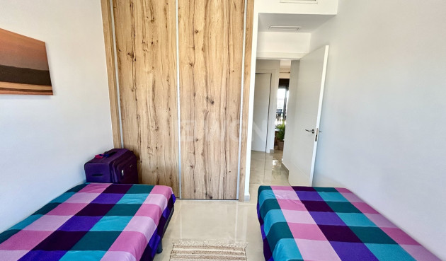 Odsprzedaż - Mieszkanie w bloku - Pilar de la Horadada - Costa Blanca