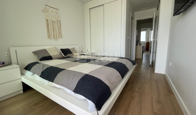 Odsprzedaż - Mieszkanie w bloku - Villamartin - Costa Blanca