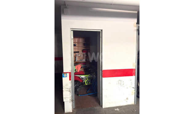 Odsprzedaż - Mieszkanie w bloku - Torrevieja - Nueva Torrevieja