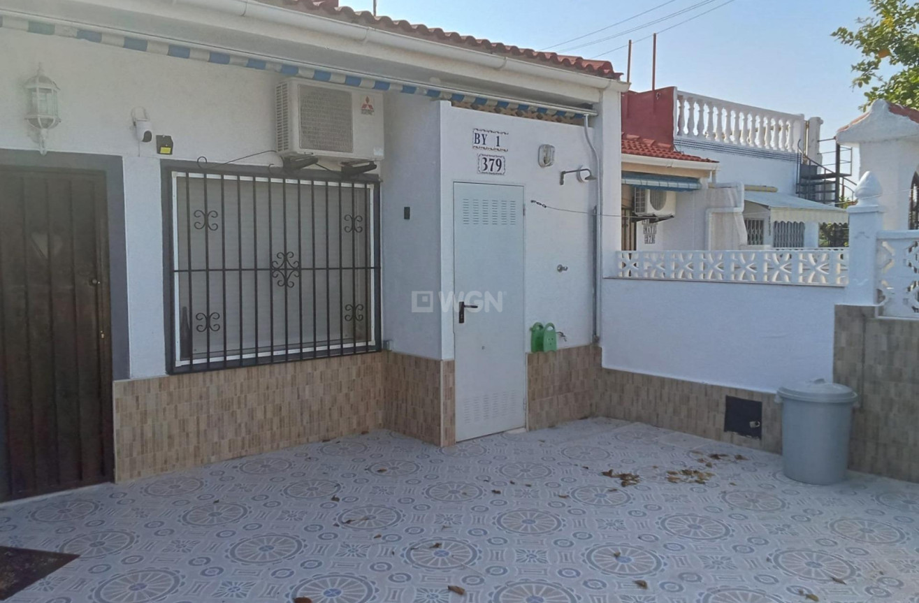 Odsprzedaż - Bungalow - Torrevieja - Torretas