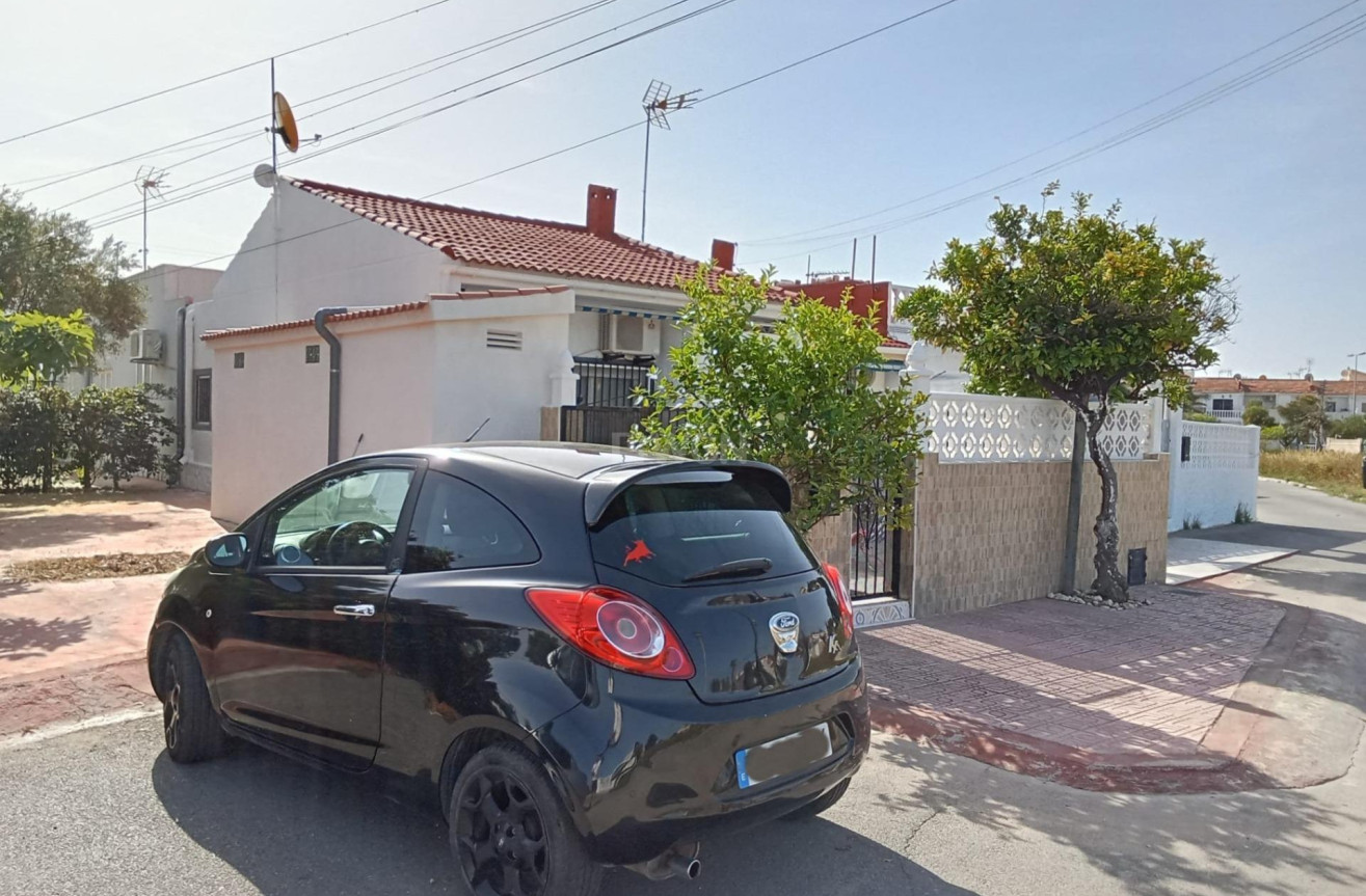 Odsprzedaż - Bungalow - Torrevieja - Torretas