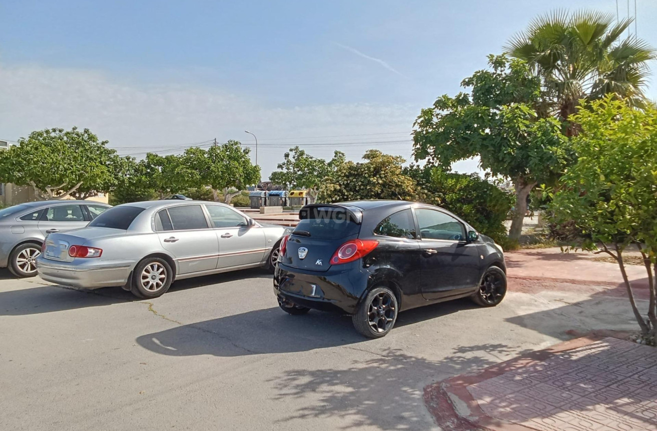 Odsprzedaż - Bungalow - Torrevieja - Torretas