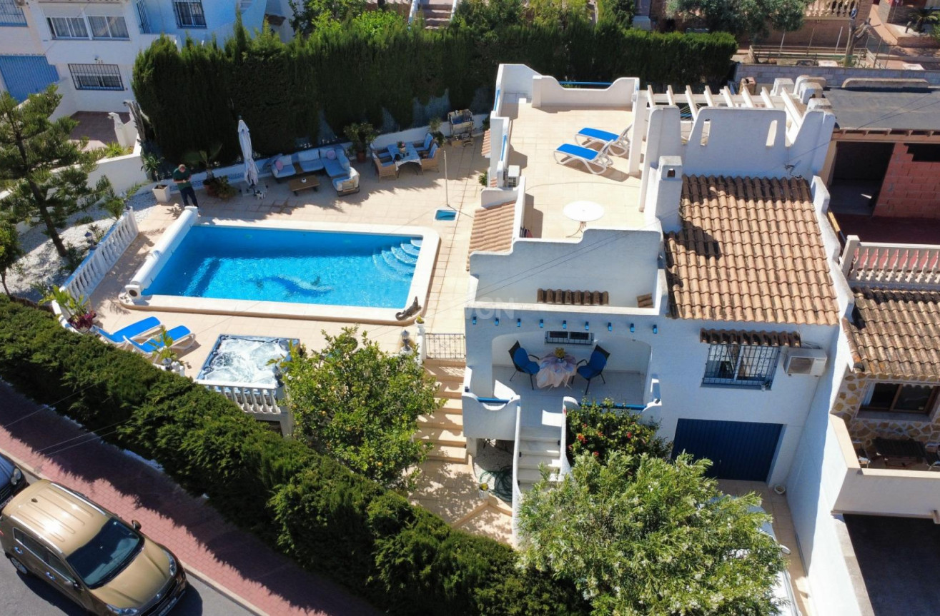 Odsprzedaż - Villa - Torrevieja - Los Balcones