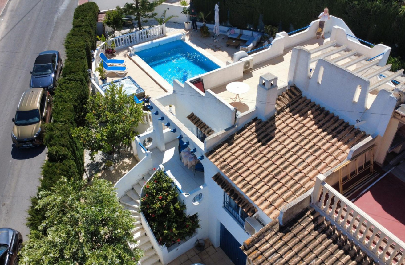 Odsprzedaż - Villa - Torrevieja - Los Balcones