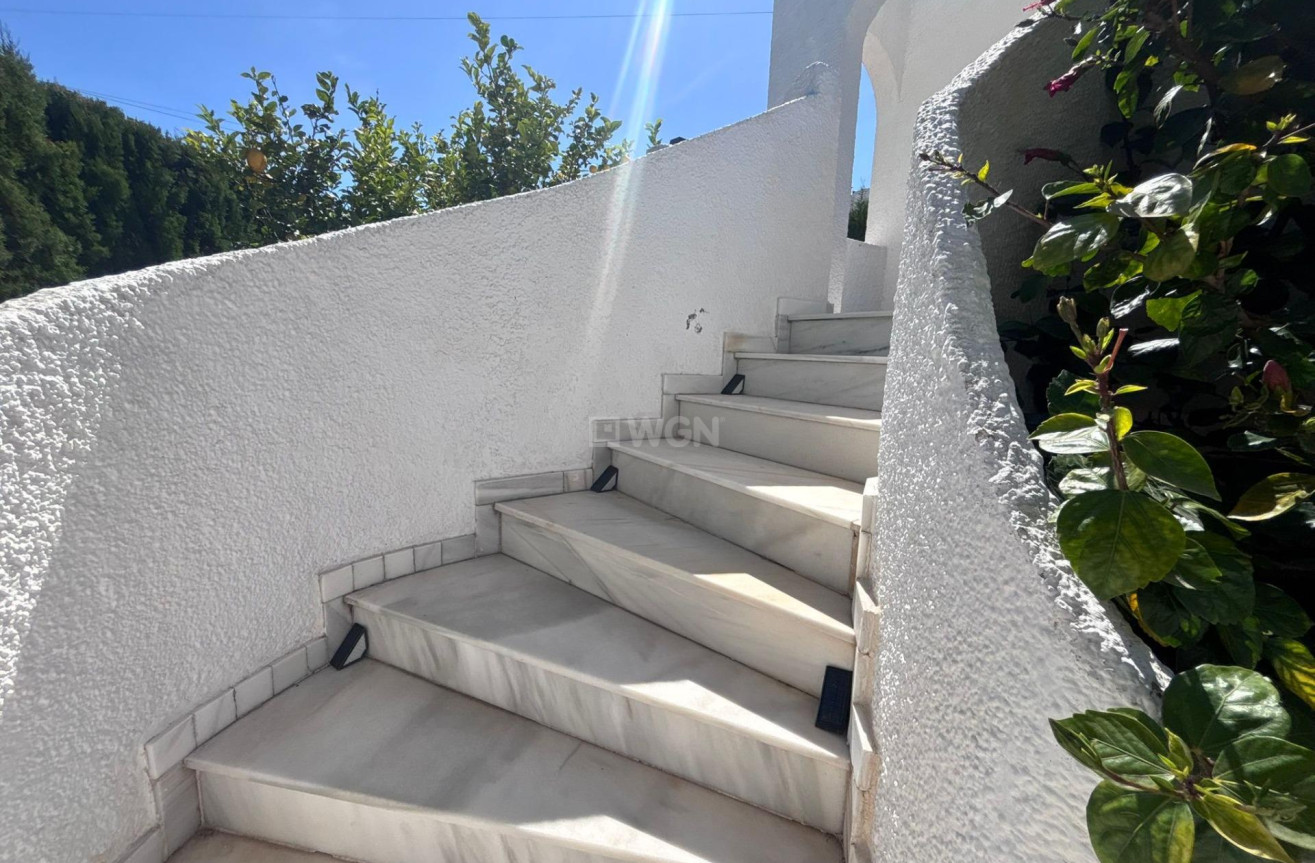 Odsprzedaż - Villa - Torrevieja - Los Balcones