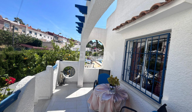 Odsprzedaż - Villa - Torrevieja - Los Balcones