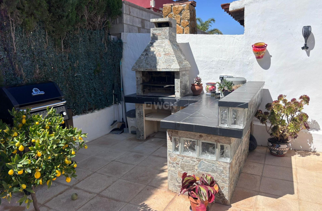 Odsprzedaż - Villa - Torrevieja - Los Balcones