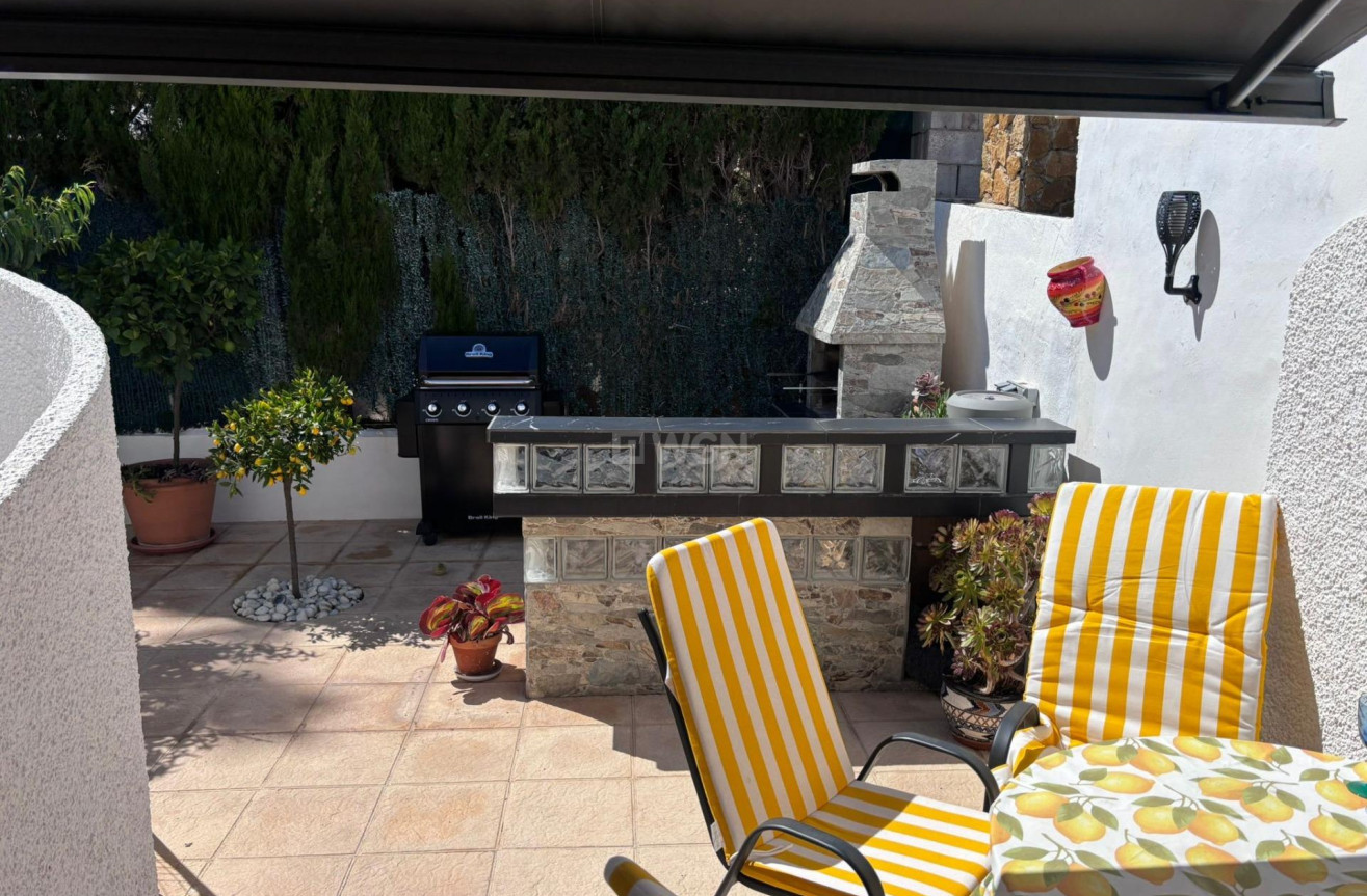 Odsprzedaż - Villa - Torrevieja - Los Balcones
