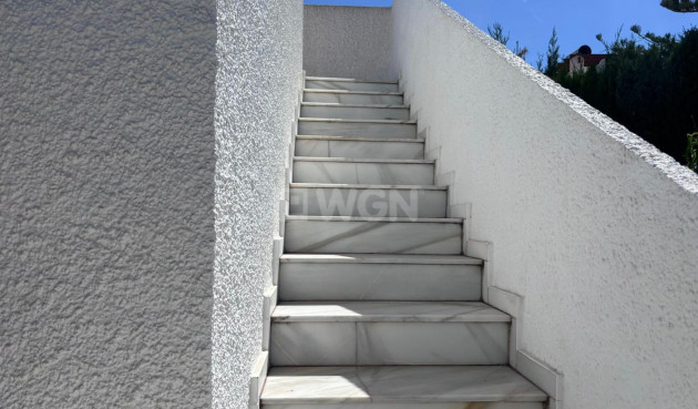 Odsprzedaż - Villa - Torrevieja - Los Balcones