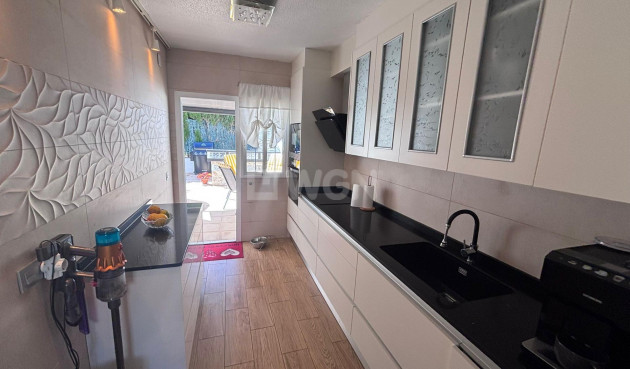 Odsprzedaż - Villa - Torrevieja - Los Balcones