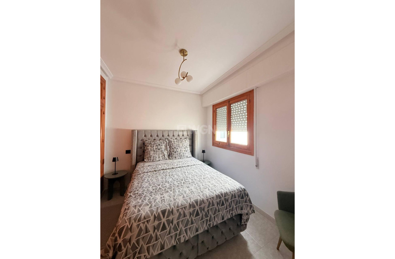 Odsprzedaż - Daszek - Torrevieja - Playa del Cura