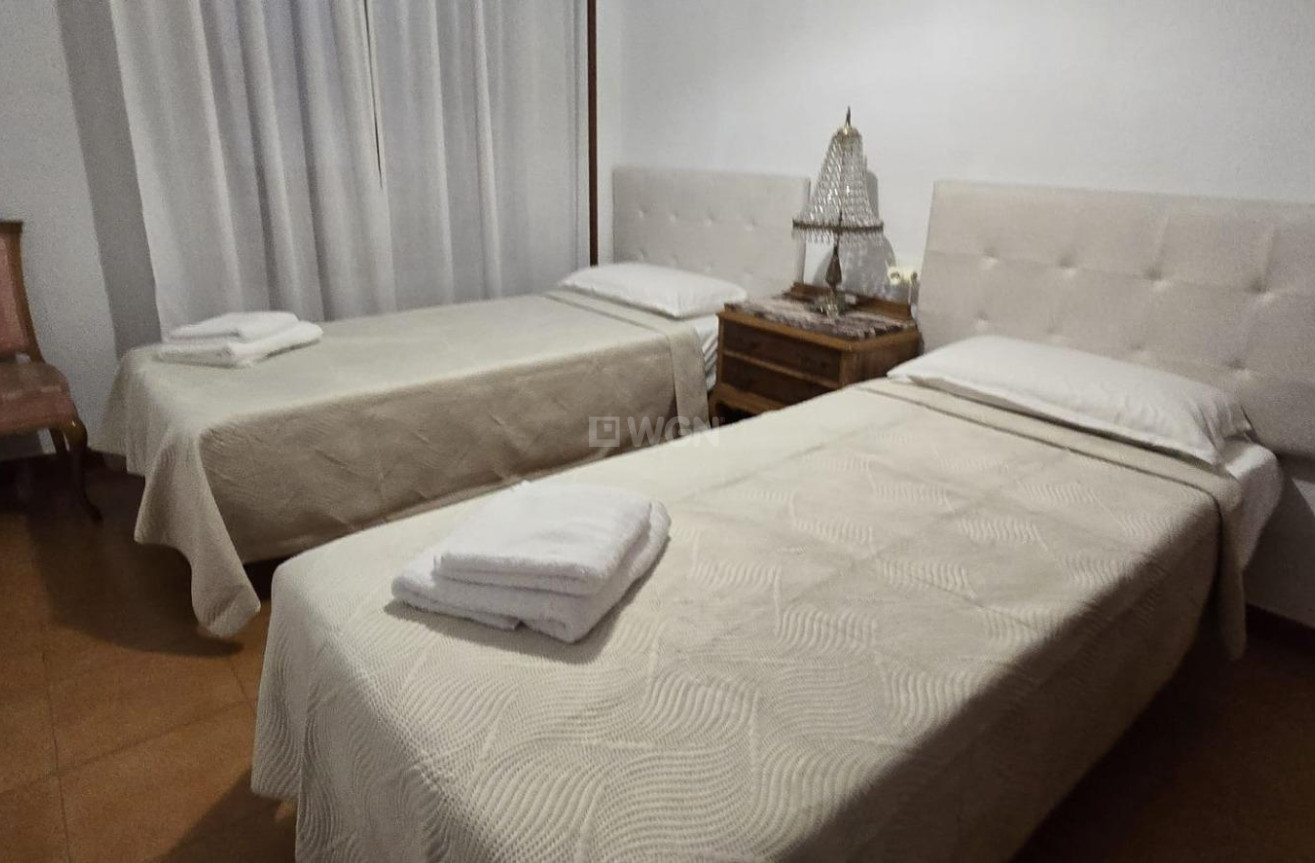 Odsprzedaż - Mieszkanie w bloku - Torrevieja - Centro