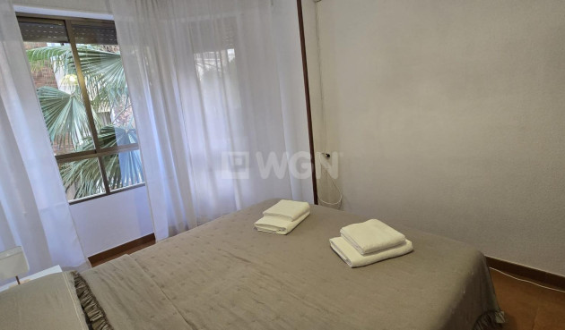 Odsprzedaż - Mieszkanie w bloku - Torrevieja - Centro