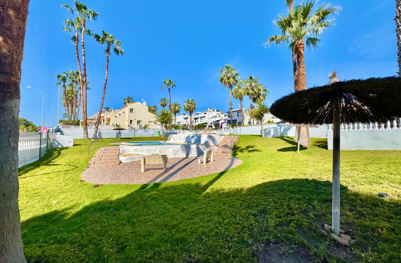 Odsprzedaż - Bungalow - Orihuela Costa - Villamartín-las Filipinas