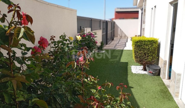 Odsprzedaż - Villa - Daya Nueva - Costa Blanca