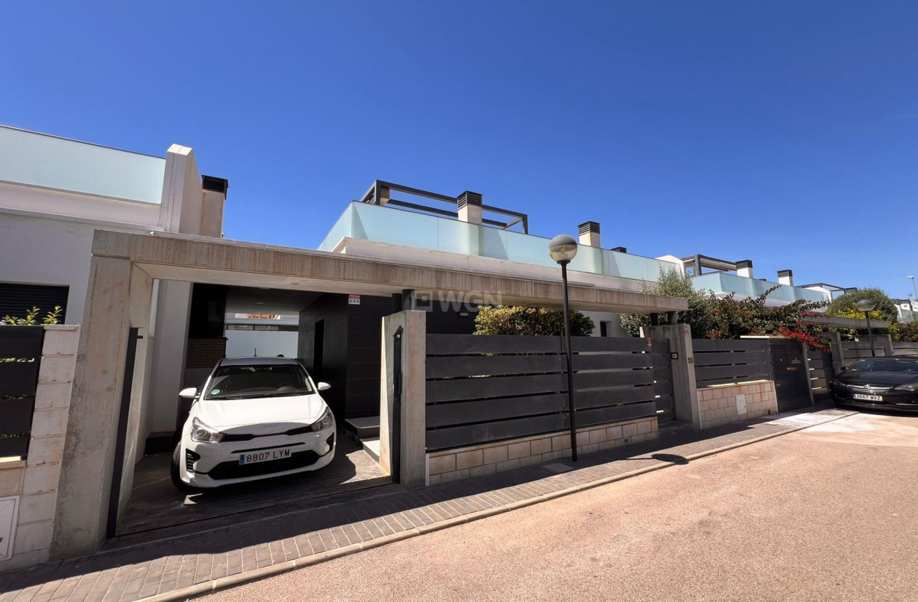 Odsprzedaż - Villa - Orihuela Costa - Lomas de Cabo Roig