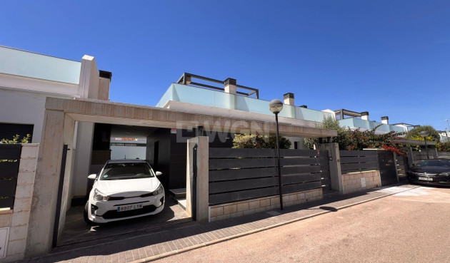 Odsprzedaż - Villa - Orihuela Costa - Lomas de Cabo Roig