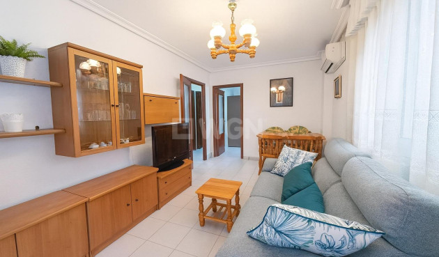 Odsprzedaż - Mieszkanie w bloku - Torrevieja - Acequion