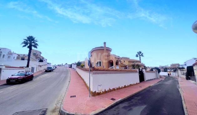 Odsprzedaż - Villa - Ciudad Quesada - Costa Blanca