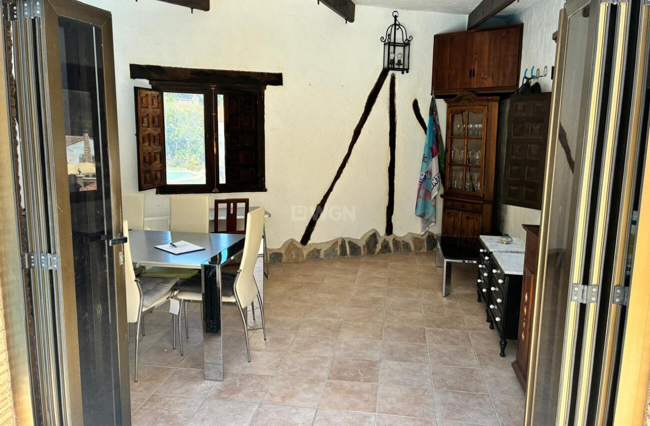 Odsprzedaż - Villa - Los Balcones - Costa Blanca