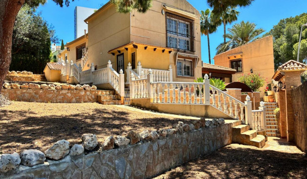 Odsprzedaż - Villa - Los Balcones - Costa Blanca
