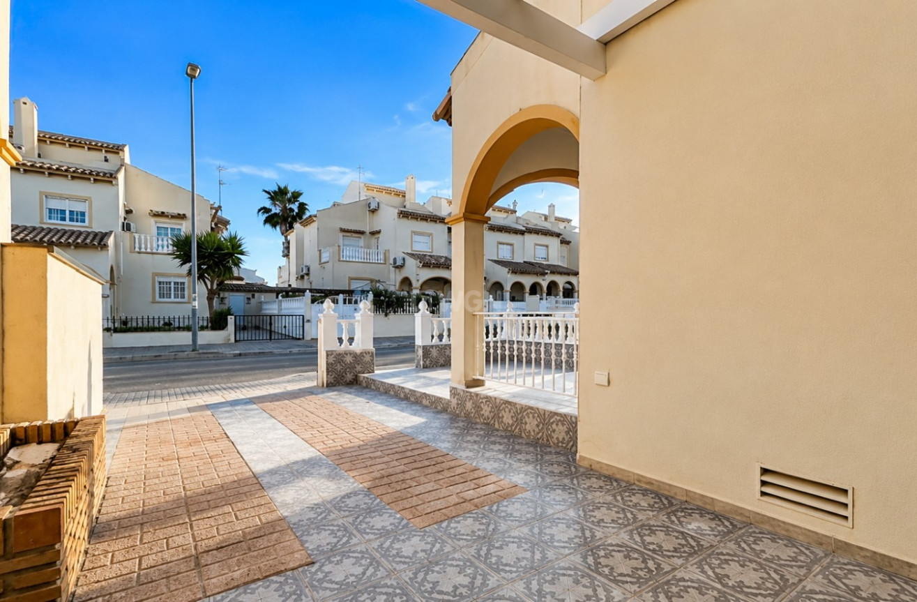 Odsprzedaż - Kamienica - Orihuela Costa - Costa Blanca