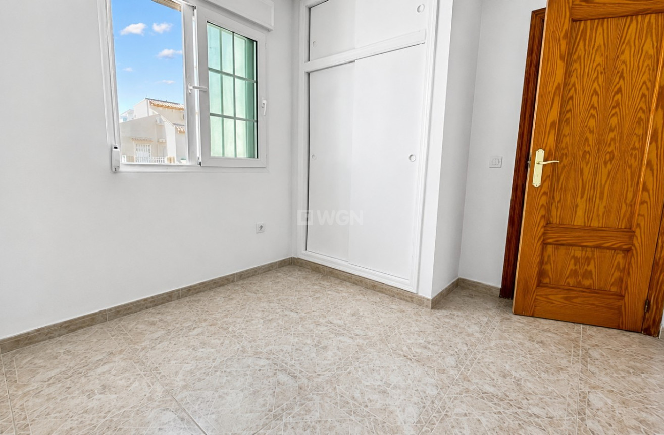 Odsprzedaż - Kamienica - Orihuela Costa - Costa Blanca