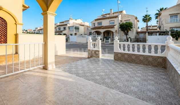 Odsprzedaż - Kamienica - Orihuela Costa - Costa Blanca