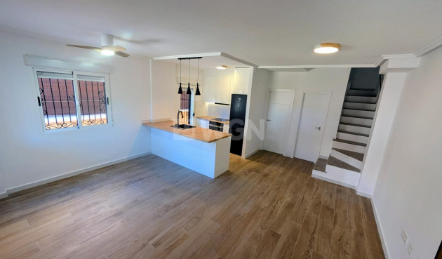 Resale - Villa - Orihuela Costa - Costa Blanca