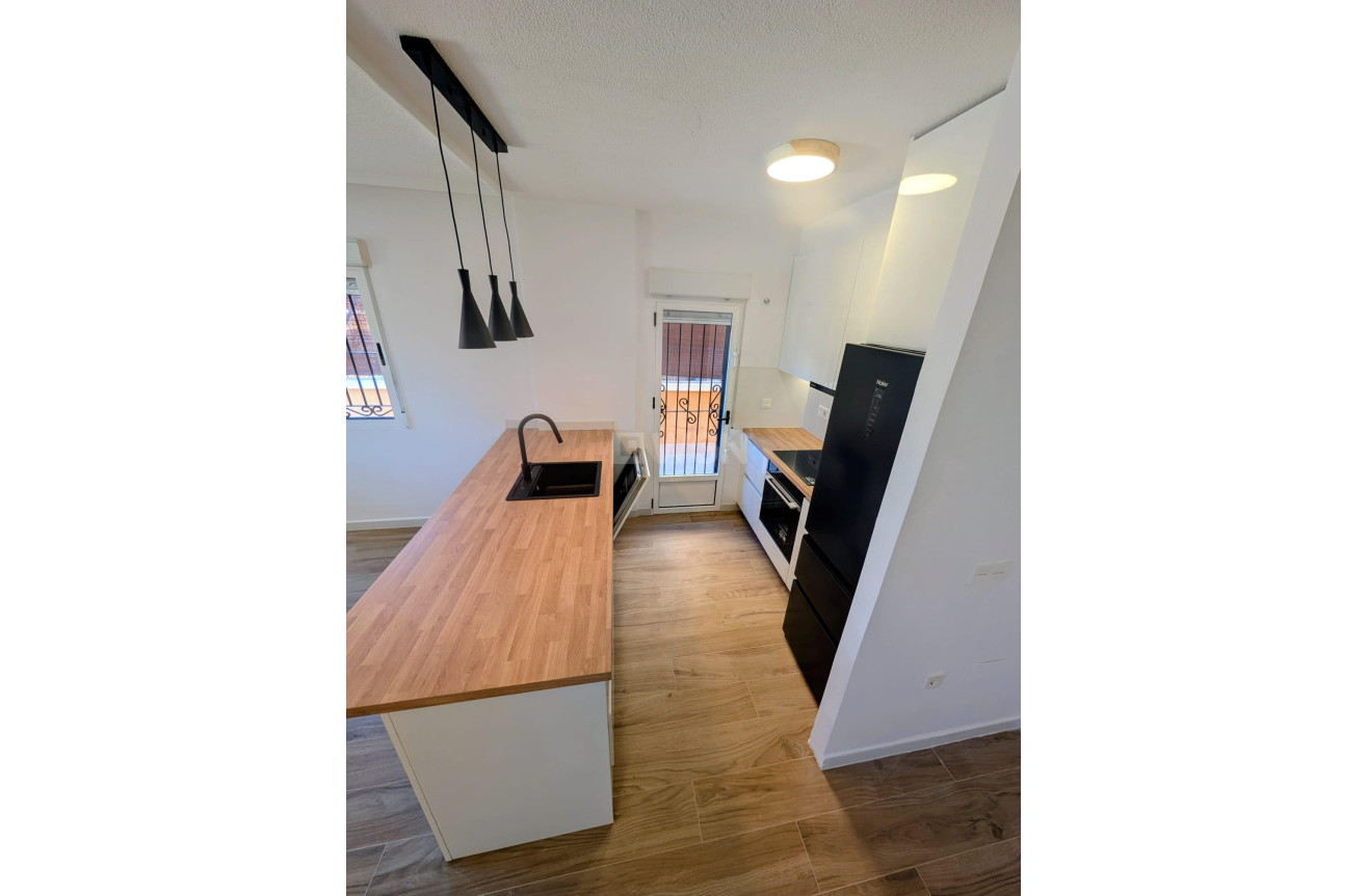 Odsprzedaż - Villa - Orihuela Costa - Costa Blanca