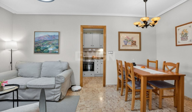 Odsprzedaż - Mieszkanie w bloku - Torrevieja - Costa Blanca
