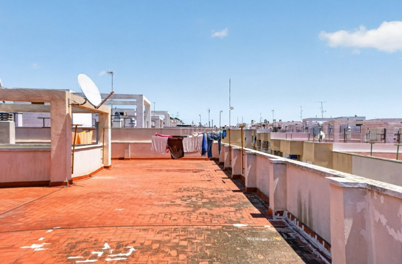 Odsprzedaż - Mieszkanie w bloku - Torrevieja - Costa Blanca