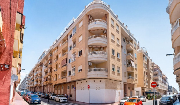 Odsprzedaż - Mieszkanie w bloku - Torrevieja - Costa Blanca