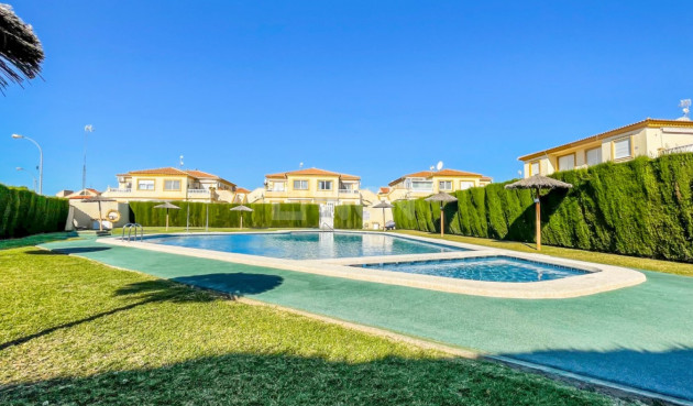 Odsprzedaż - Bungalow - Orihuela Costa - Costa Blanca
