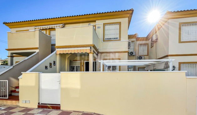 Odsprzedaż - Bungalow - Orihuela Costa - Costa Blanca