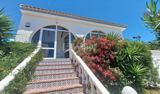 Odsprzedaż - Villa - Orihuela Costa - Costa Blanca