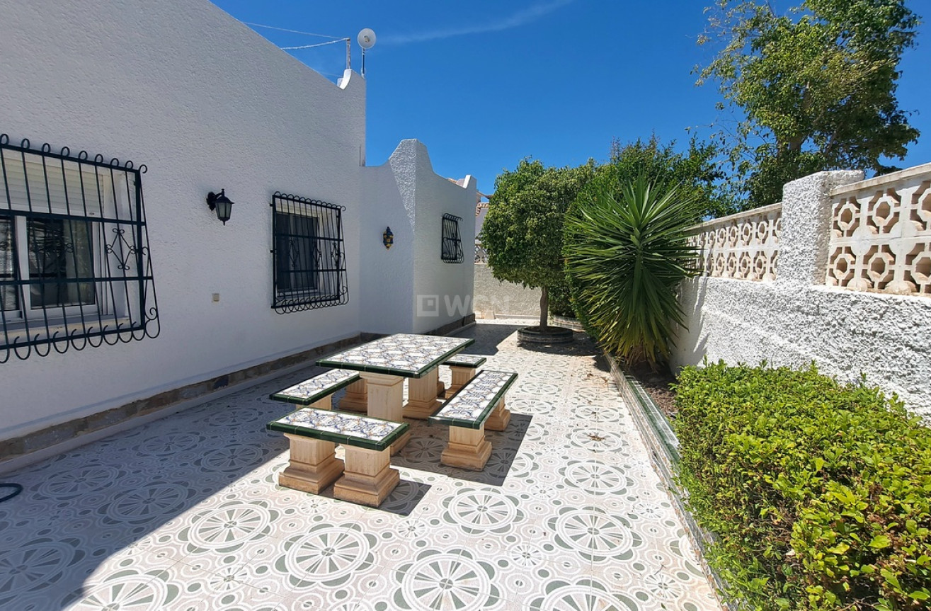 Odsprzedaż - Villa - San Miguel de Salinas - Inland