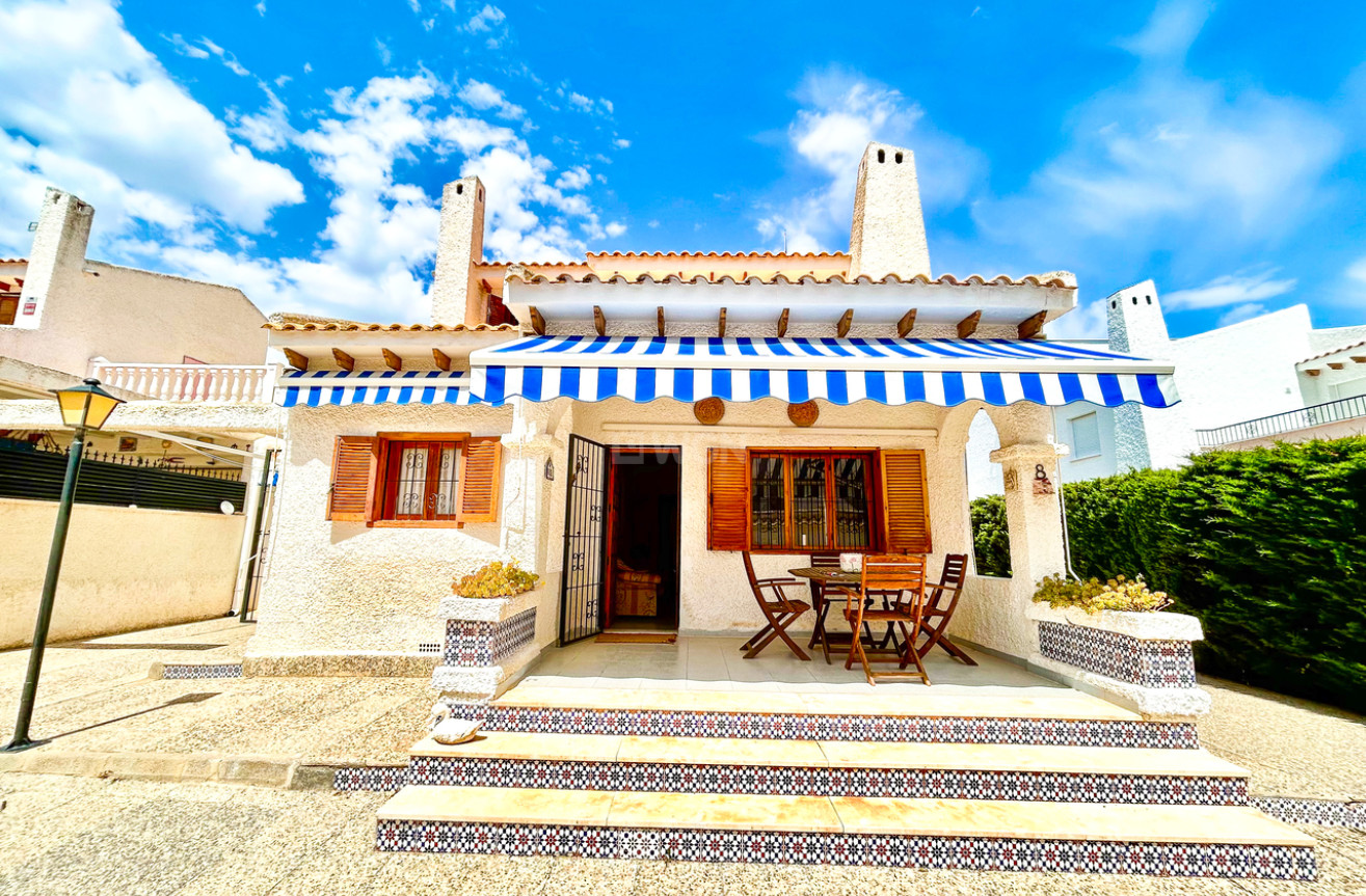 Odsprzedaż - Villa - La Zenia - Costa Blanca