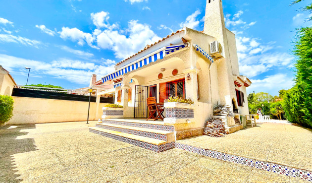 Odsprzedaż - Villa - La Zenia - Costa Blanca