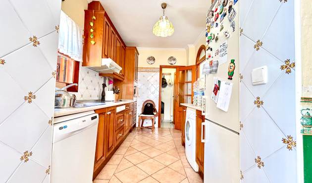 Odsprzedaż - Villa - La Zenia - Costa Blanca