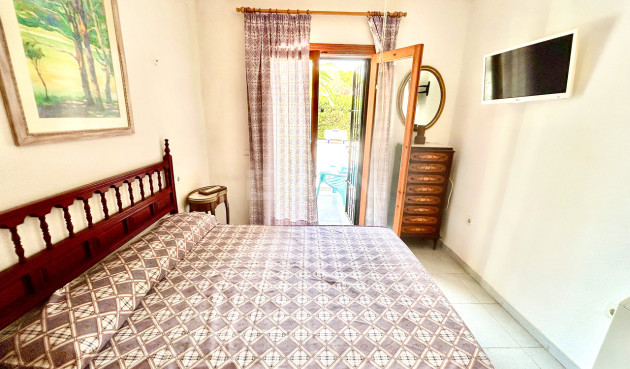 Odsprzedaż - Villa - La Zenia - Costa Blanca