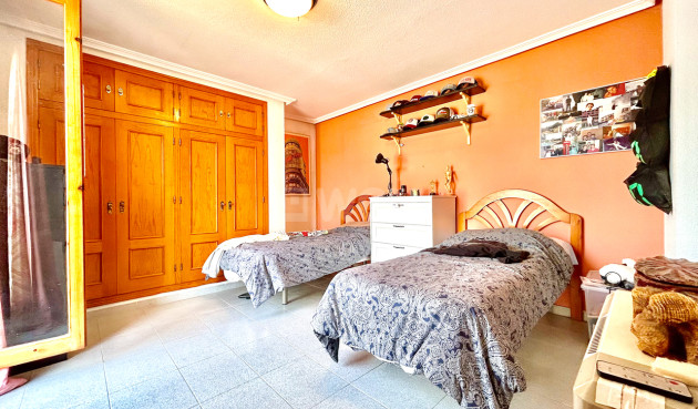 Odsprzedaż - Villa - La Zenia - Costa Blanca