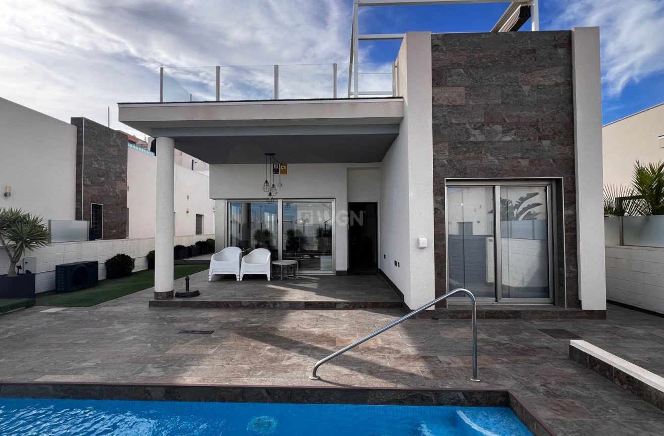 Odsprzedaż - Villa - Orihuela Costa - Costa Blanca