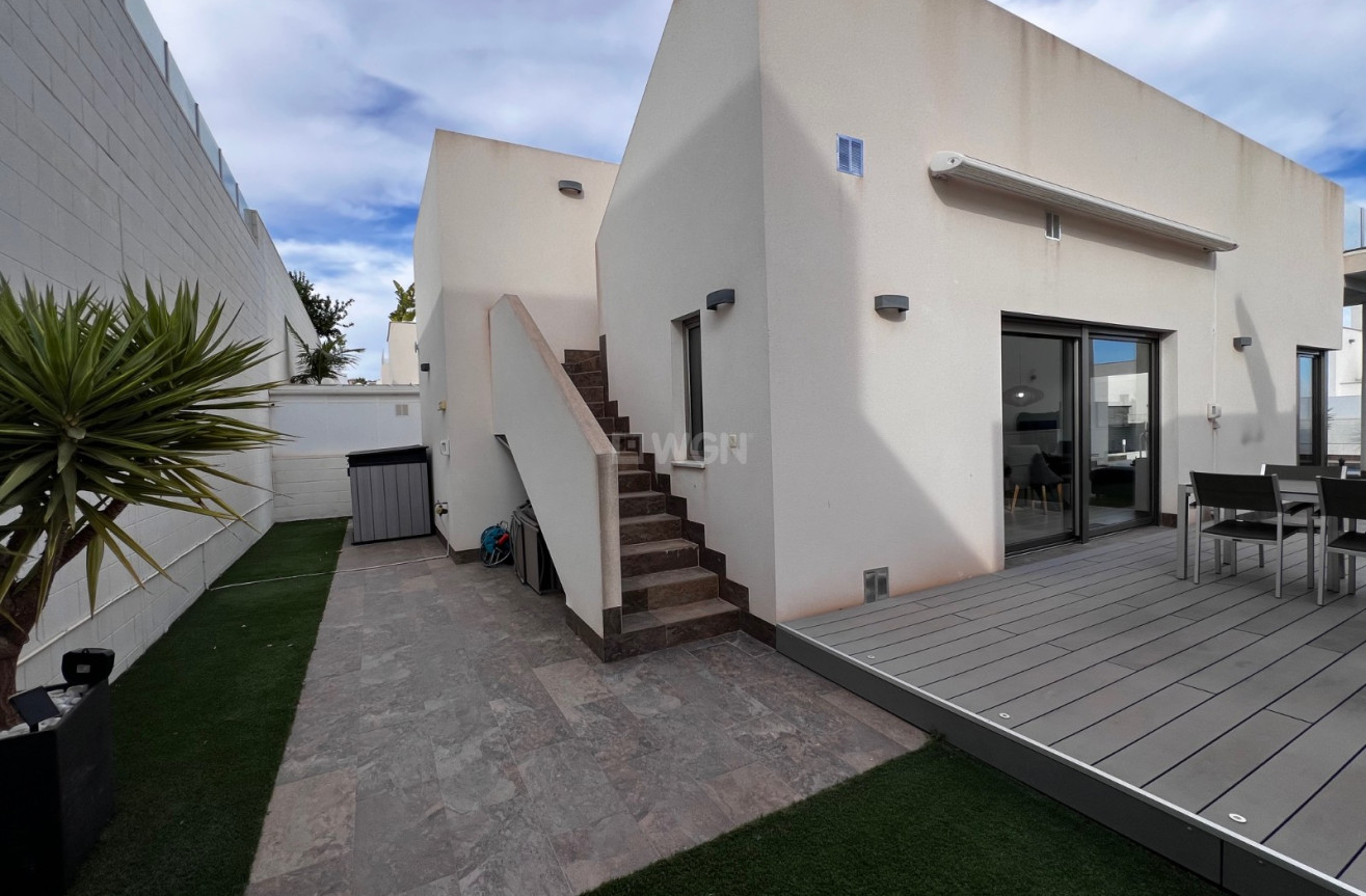 Odsprzedaż - Villa - Orihuela Costa - Costa Blanca